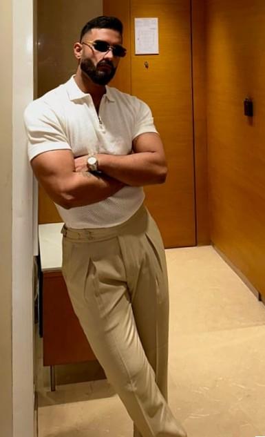 Aditya Kumar Upadhyay, men's lifestyle coach, Kolkata — present-day portrait, composed and direct to camera